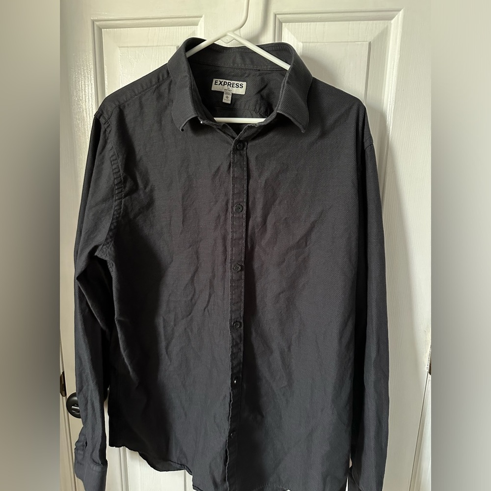 Mens Express button down shirt. In great condition